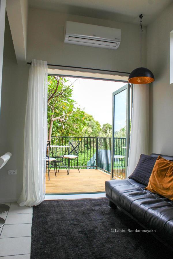 Le Chalet Waiheke Apartments Ostend Exterior foto