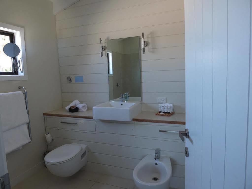 Le Chalet Waiheke Apartments Ostend Exterior foto
